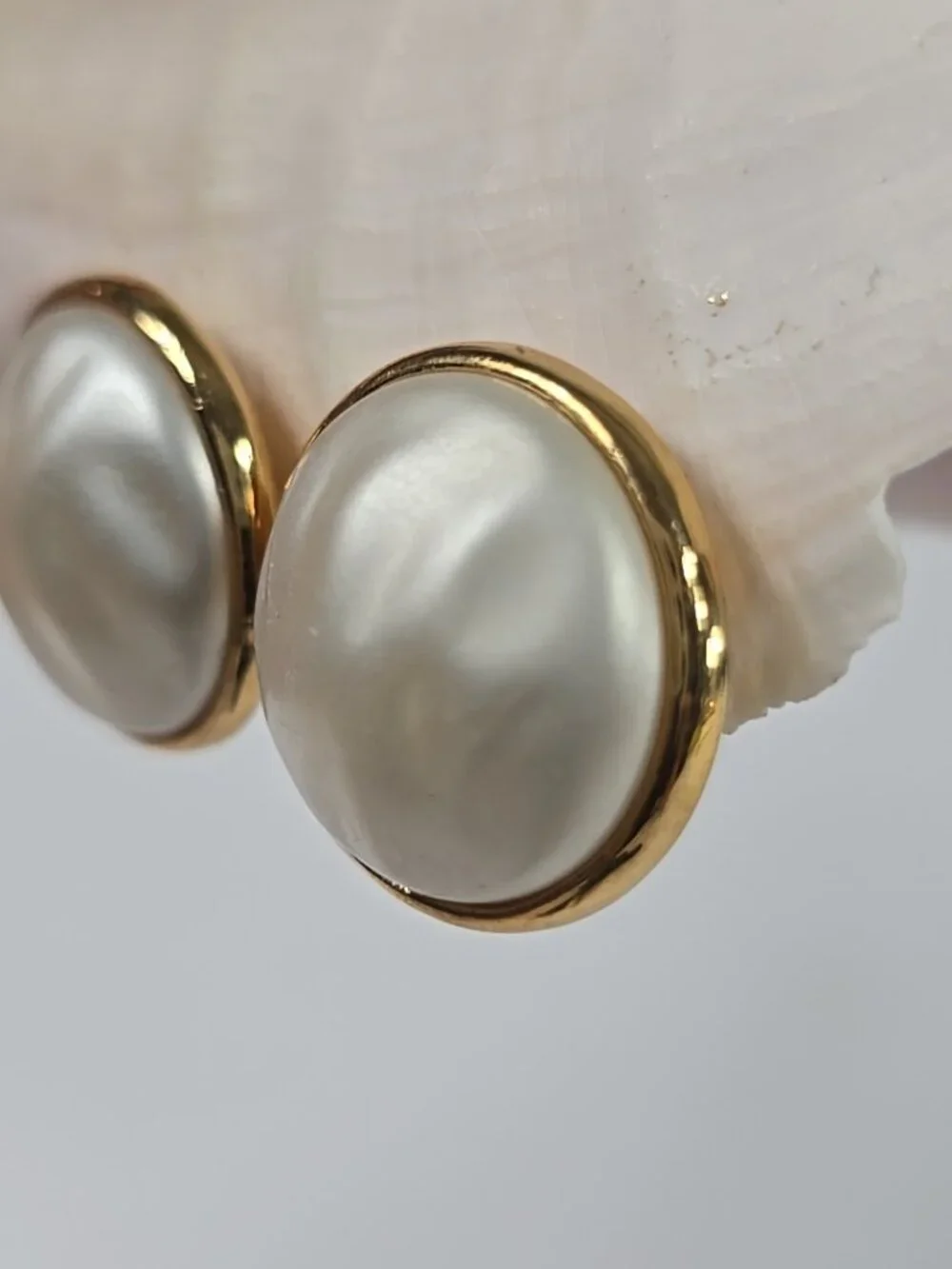 VINTAGE Trifari Gold Tone Faux Pearl Clip‑On Earrings Round Classic Signed......